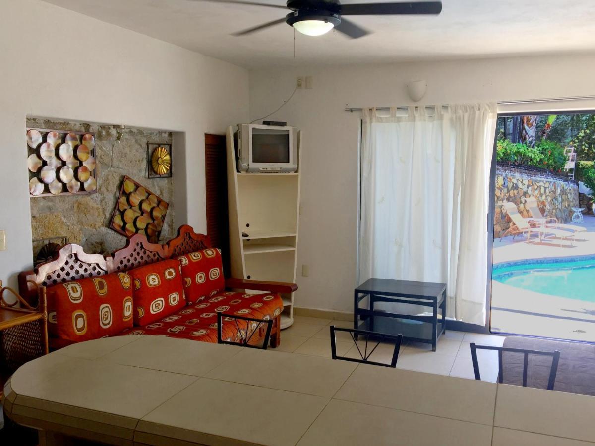 Villa Palmitas Acogedor Departamento Nivel Piscina Gigante Jardines Acapulco Ngoại thất bức ảnh